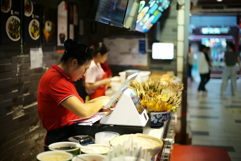 Bisnis Makanan butuh WhatsApp Marketing Software