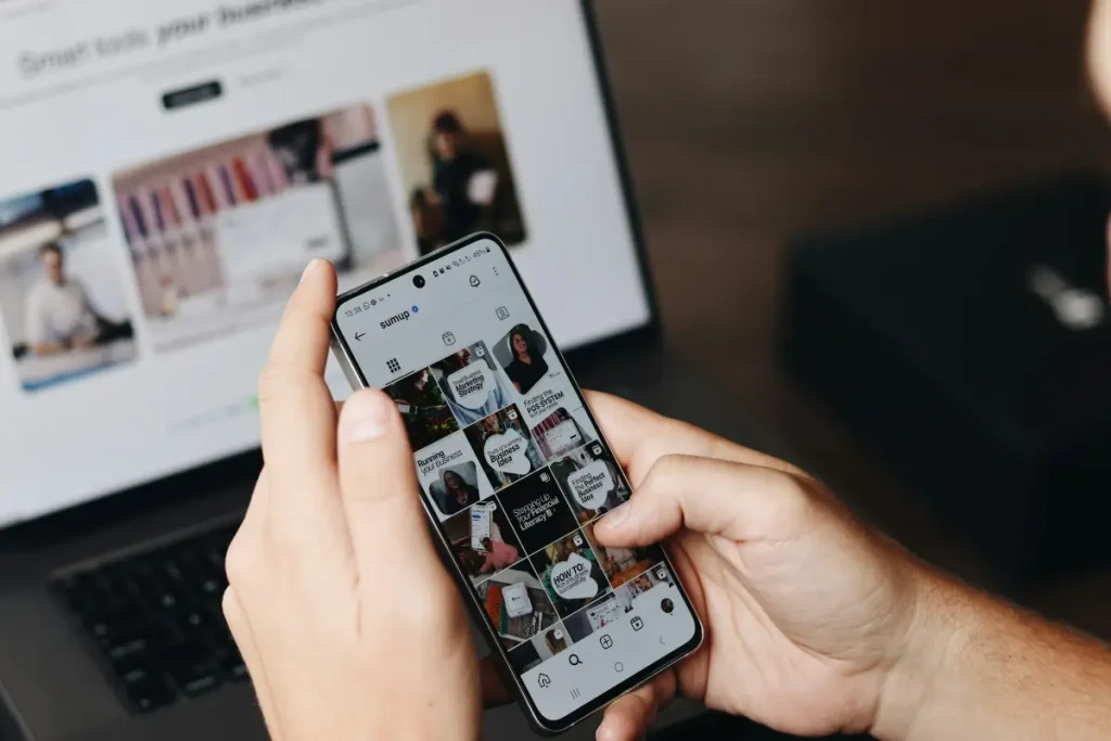 Contoh Ide Bisnis Digital - Jasa Manajemen Media Sosial