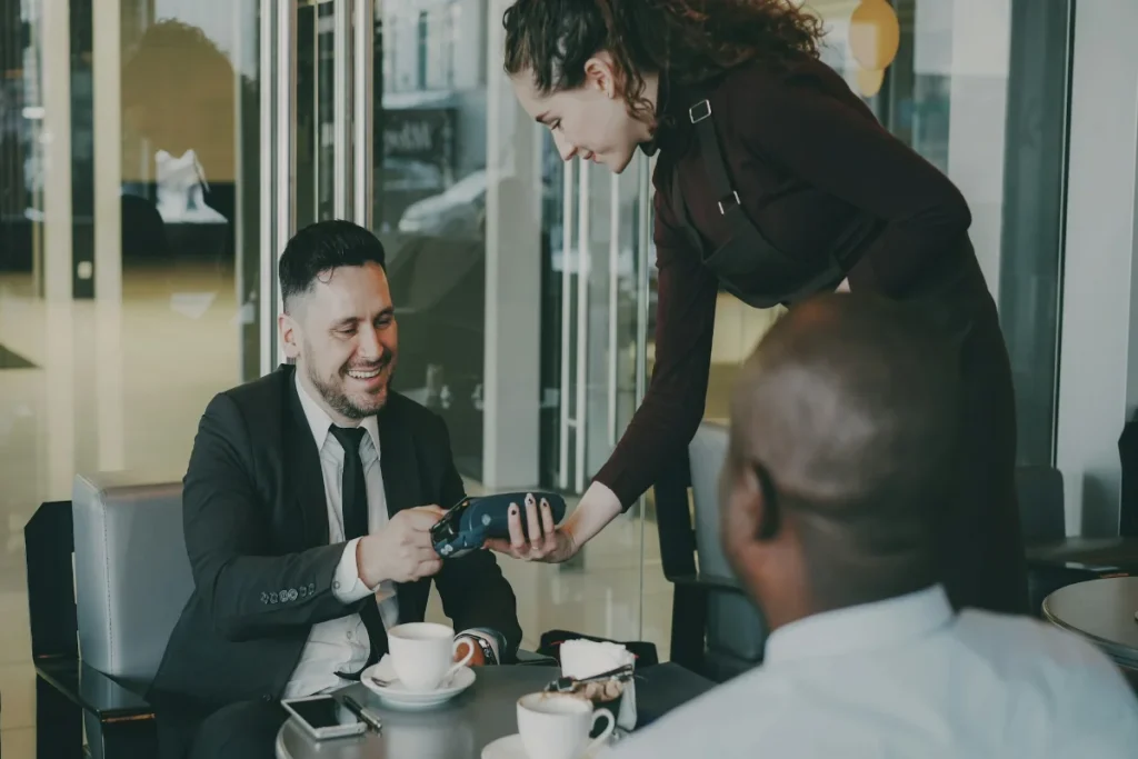 Hubungan Digital Customer Experience dengan Kepuasan Pelanggan
