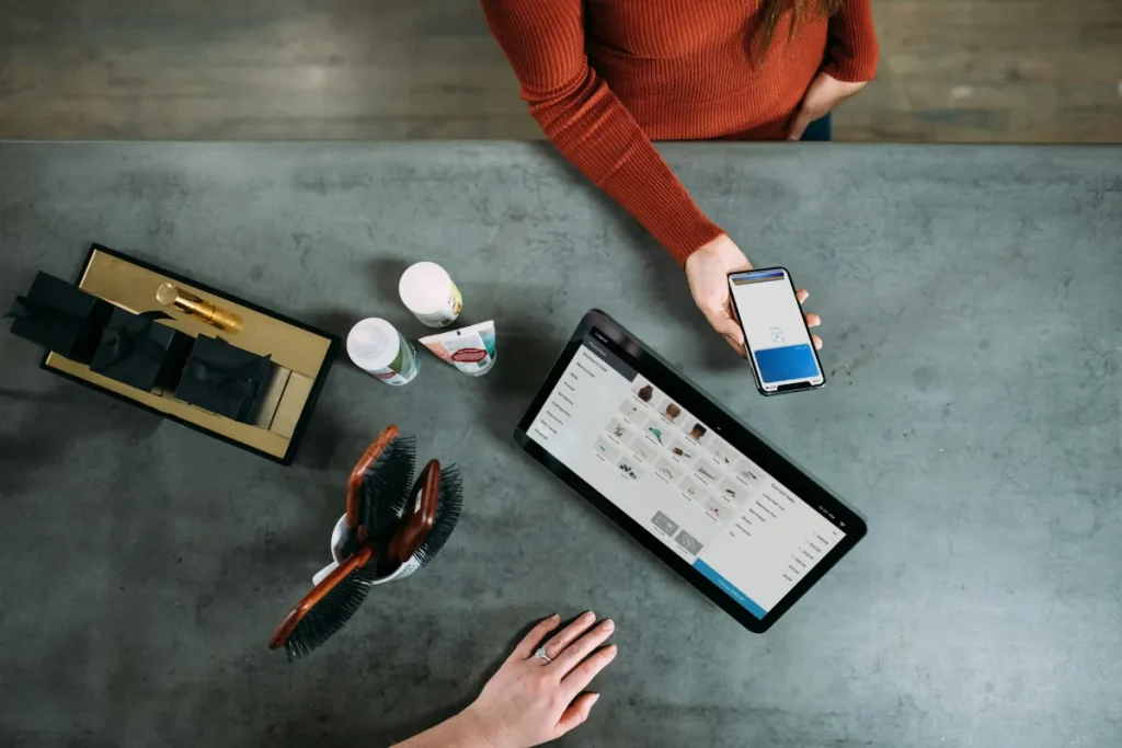 Manfaat E-Commerce untuk Pemilik Bisnis dan Konsumen