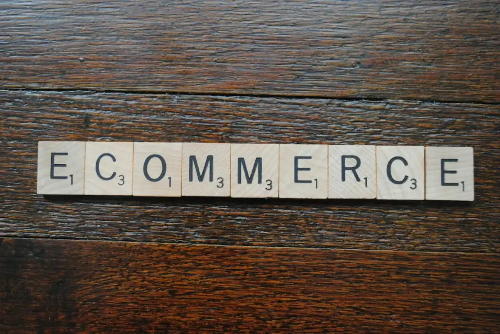 Peran CRM di Bisnis E-Commerce (CRM E-Commerce)