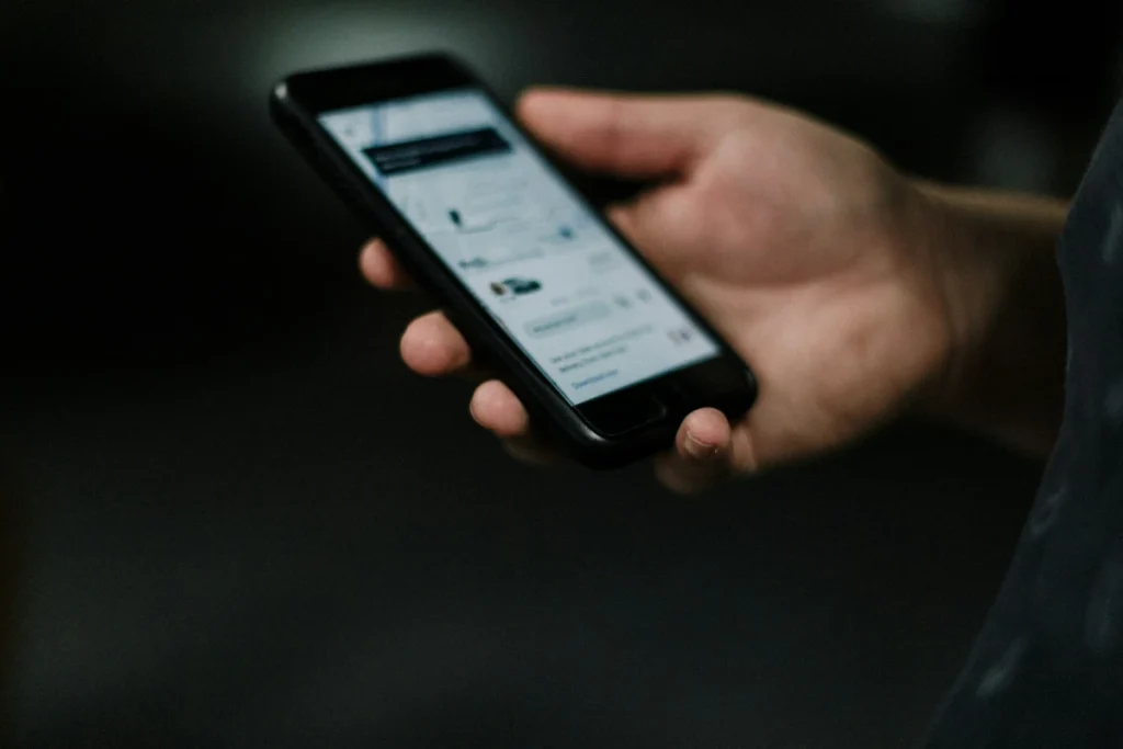 Apa Saja Kesalahan yang Sebaiknya CS Hindari di SMS Marketing