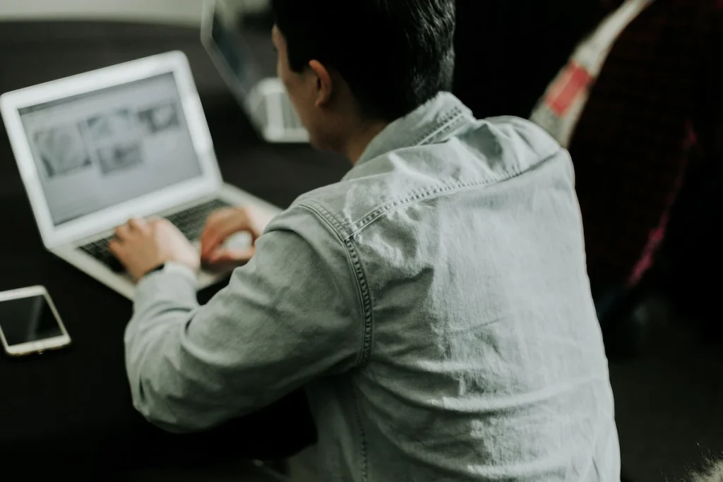 Bagaimana Cara Kerja Ticketing pada Umumnya