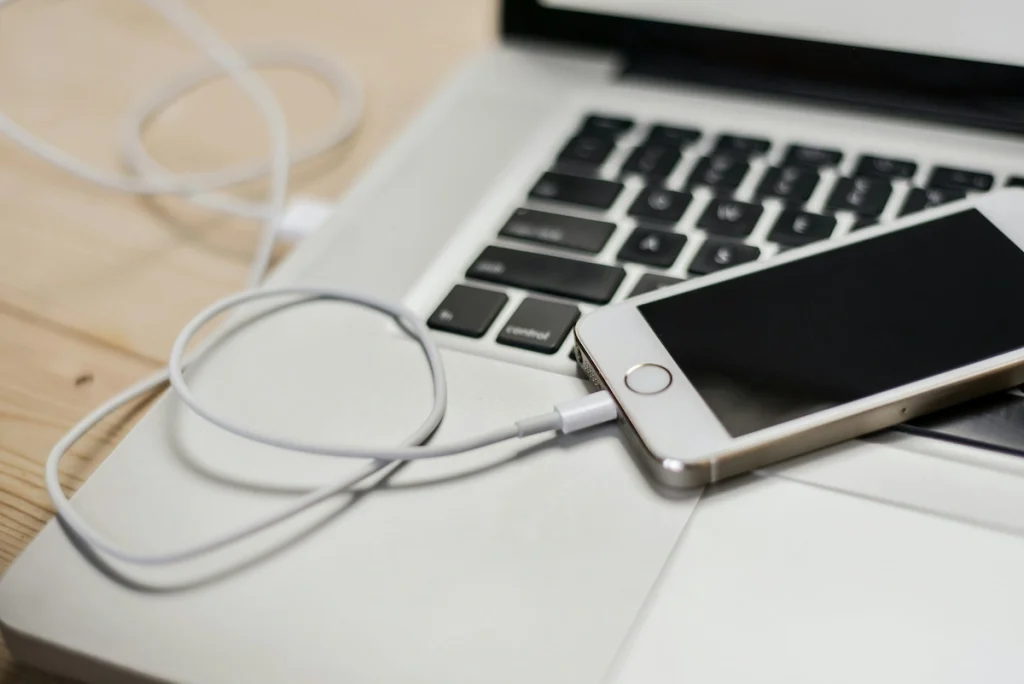 Metode dan Cara Mengembalikan Pesan WA yang Sudah Dihapus Tanpa Backup
