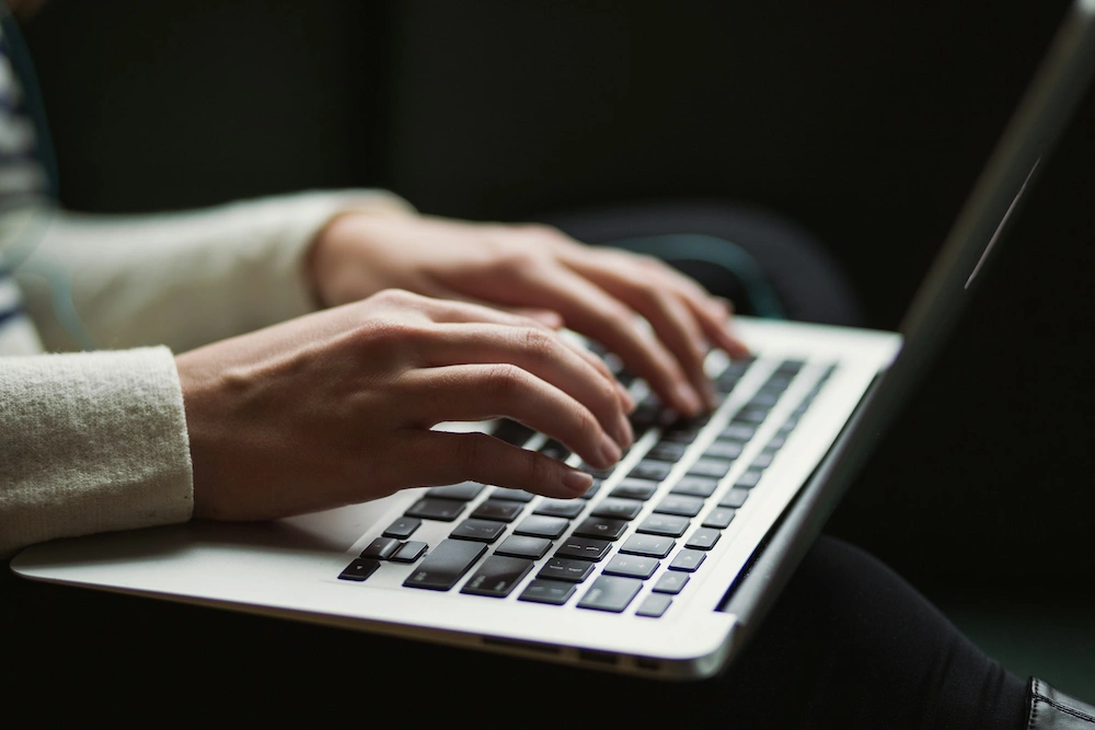 Studi Kasus Pengiriman Email ke WA untuk 100 Leads dalam 1 Hari